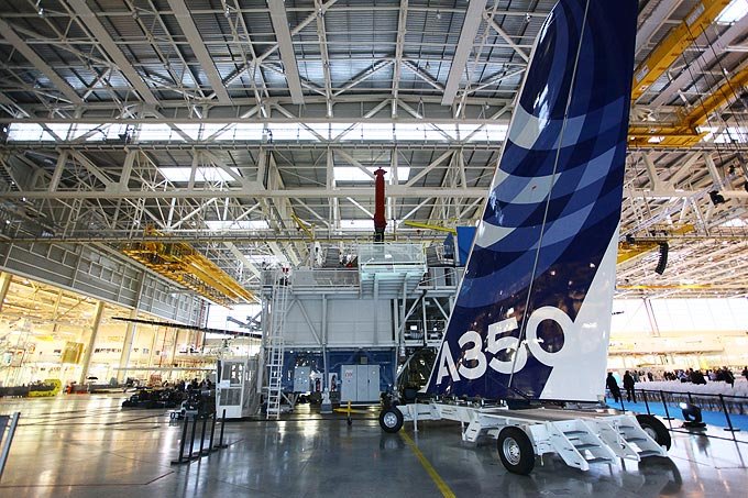 Inauguration de l'usine A350