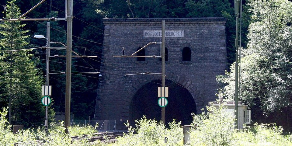 4e - Le Tunnel du Lötschberg (34km)