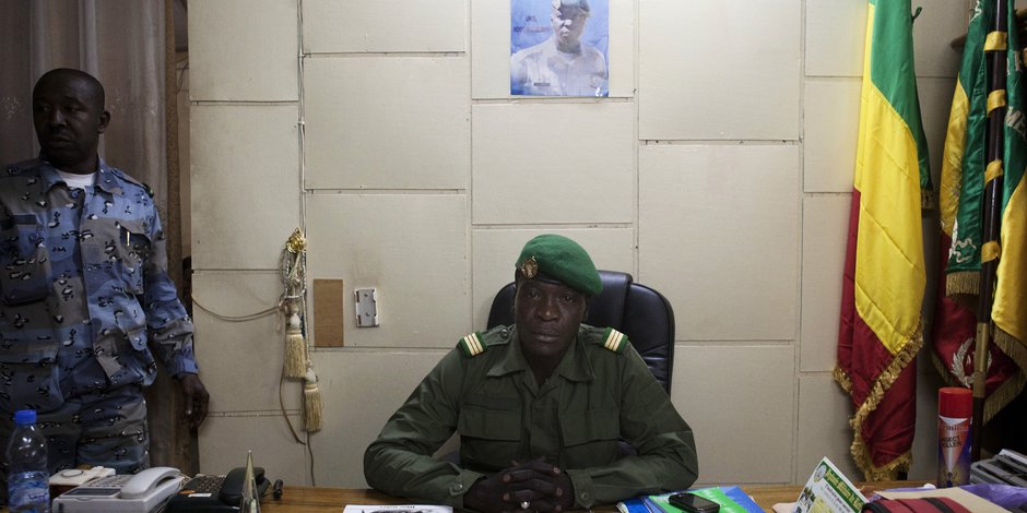 6- Amadou Haya Sanogo, l’éphémère président du Mali devenu encombrant