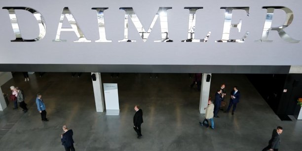 Daimler: enquete possible sur 120.000 vito et c-class[reuters.com]
