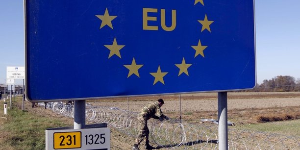 Face à la crise migratoire et à la menace terroriste, plusieurs Etats européens ont rétabli le contrôle aux frontières au sein de l’Europe.