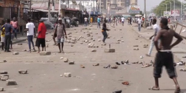 Lors d'une manifestation des militants de l'opposition, le 18 octobre 2017 dans les rues de la capitale togolais, Lomé.