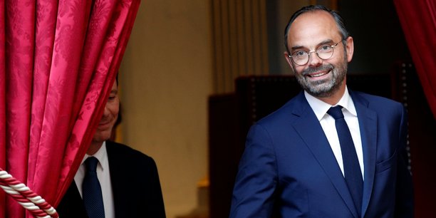 Le Premier ministre ainsi que son gouvernement engagent le débat avec l'UE.