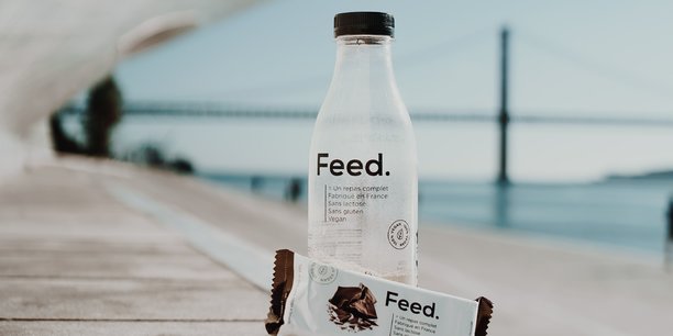 La startup Feed propose des barres de céréales et des préparations en poudre - auxquelles il faut ajouter de l'eau pour obtenir une boisson.