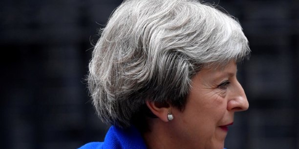 May remporte un vote crucial sur le brexit aux communes[reuters.com]