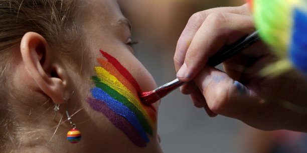 Le gouvernement tcheque favorable au mariage homosexuel[reuters.com]