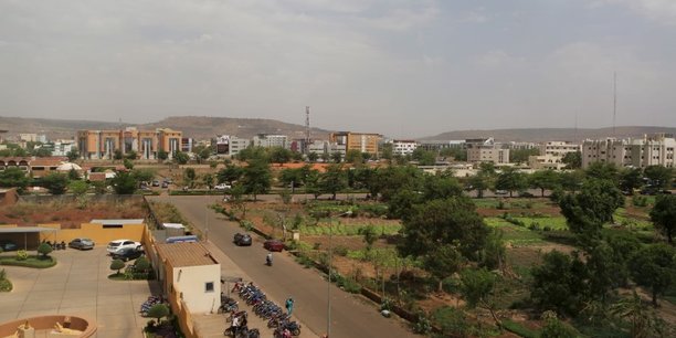 Paris pour une reaction forte de bamako apres la mort de civils peuls[reuters.com]