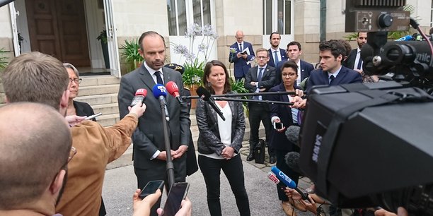 Le Premier ministre Edouard Philippe à la sortie d'un entretien de 45 minutes avec Johanna Rolland, maire de Nantes.