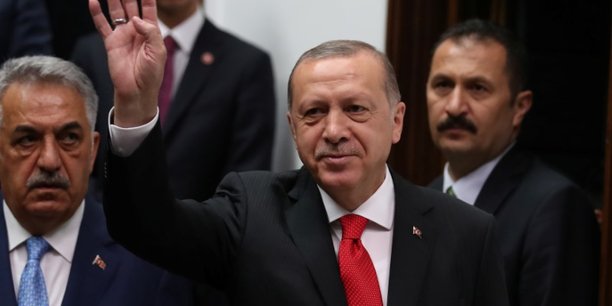 Erdogan devoilera la composition de son gouvernement lundi[reuters.com]