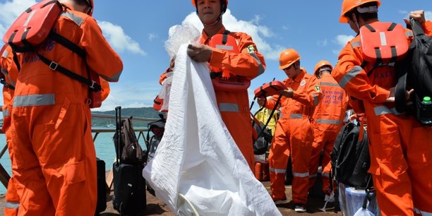 Quarante-et-un morts dans le naufrage d'un bateau en thailande[reuters.com]
