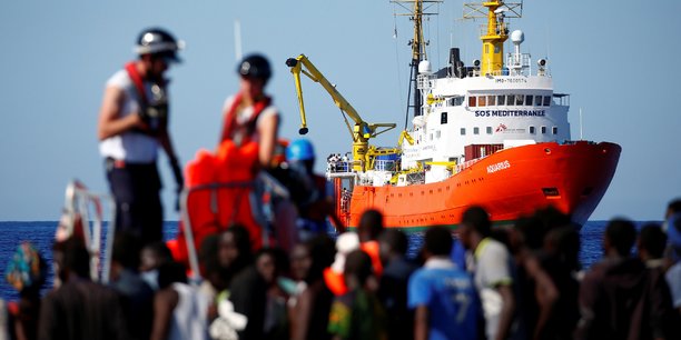 Le drame de l'Aquarius, errant en Méditerranée à la recherche d'un port européen disposé à l'accueillir, symbolise l'impasse de la situation.