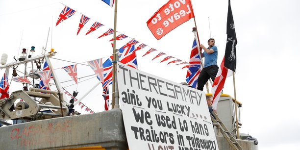 Manifestation de pêcheurs, pro-Brexit, contre l'accord de transition de la Première ministre Theresa May.