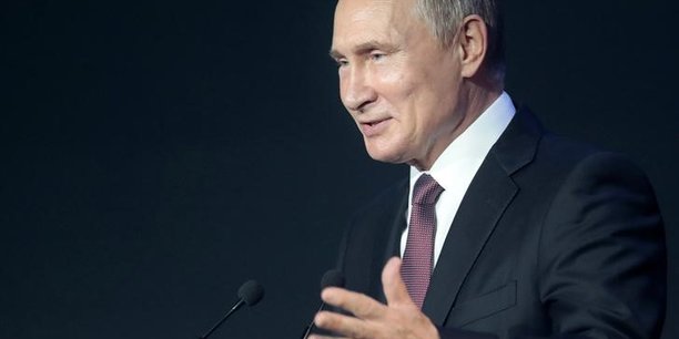 Poutine et macron se verront dimanche lors de la finale a moscou[reuters.com]