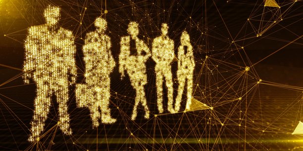 Chaque participant au système a accès à l'ensemble de l'information validée.