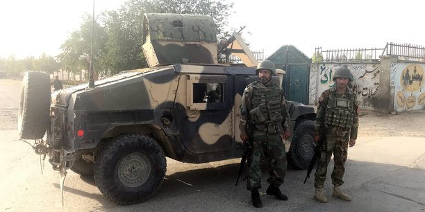 Une explosion a kaboul, la police pense a un attentat suicide[reuters.com]
