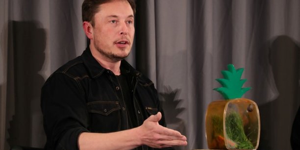Musk se dit soutenu par le fonds saoudien pour retirer tesla de la cote[reuters.com]