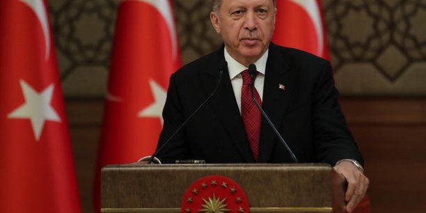 Erdogan appelle au boycott des produits electroniques americains[reuters.com]