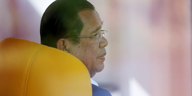 Cambodge: le parti de hun sen proclame vainqueur des elections[reuters.com]