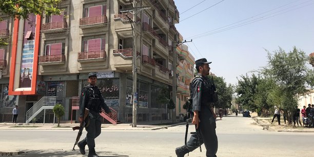 Un centre des services de renseignement afghans attaque a kaboul[reuters.com]