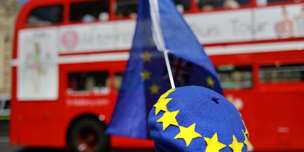 Brexit: l'optimisme des marches financiers laisse les negociateurs perplexes[reuters.com]