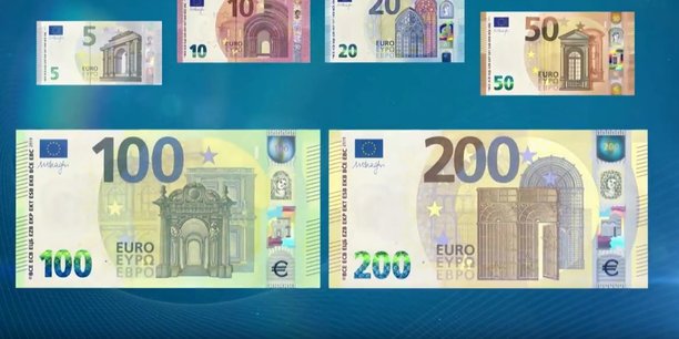 Les nouvelles coupures représentent toujours des exemples d'architecture :  baroques pour les 100 euros et contemporaine pour les 200 euros.