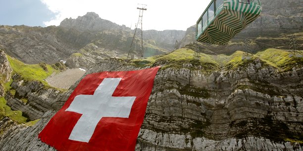 La suisse releve sa prevision de croissance a 2,9% pour 2018[reuters.com]