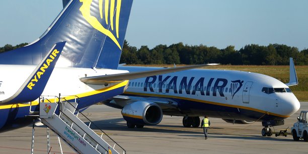 Ryanair envisage une base en france[reuters.com]
