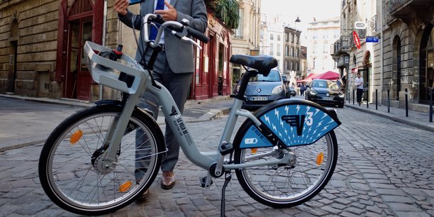 Les vélos électriques V3 seront de couleur bleue, pour les différencier du reste de la flotte