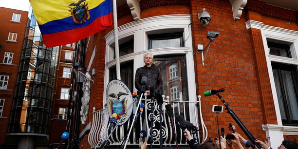 L'equateur voulait donner a julian assange un poste diplomatique en russie[reuters.com]