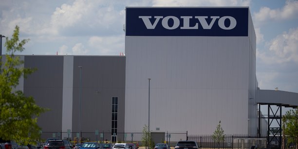 Volvo cesse d'assembler en iran a cause des sanctions americaines[reuters.com]