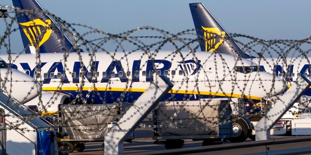Ryanair pourrait reviser ses capacites si la greve persiste[reuters.com]