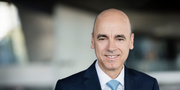 Nicolas Peter est membre du directoire de BMW et a en charge les finances du groupe.