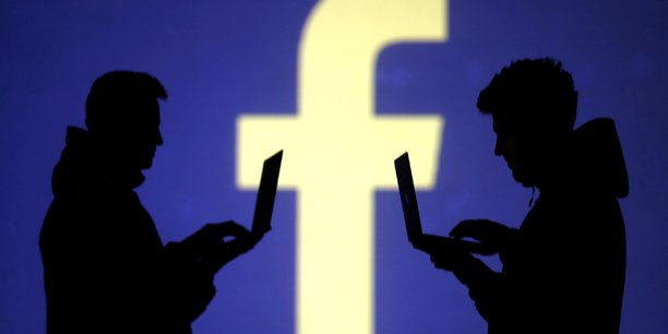 Facebook a indiqué jeudi 11 octobre avoir fermé 559 pages et 251 comptes ayant enfreint ses règles contre le spam.