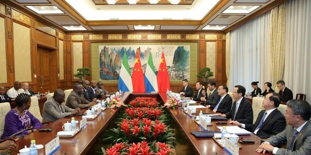 Réunion au sommet entre la Sierra Leone et la chine, présidée par le chef d'Etat sierra léonais, Julius Maada Bio, et le Premier ministre chinois, Li Keqiang, le 2 semptembre 2018 à Beijing.