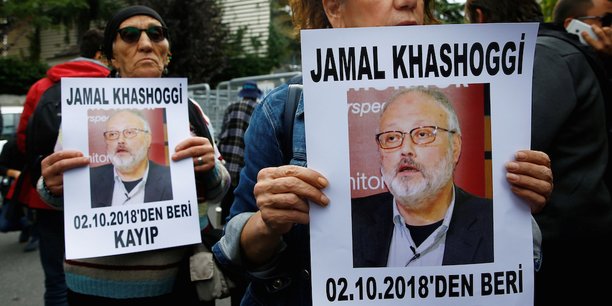 Des activistes des droits de l'Homme manifestent après la disparition du journaliste saoudien Jamal Khashoggi, qui s'était rendu à l'ambassade de l'Arabie Saoudite en Turquie.