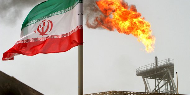 Les exportations iraniennes de petrole continuent de chuter[reuters.com]