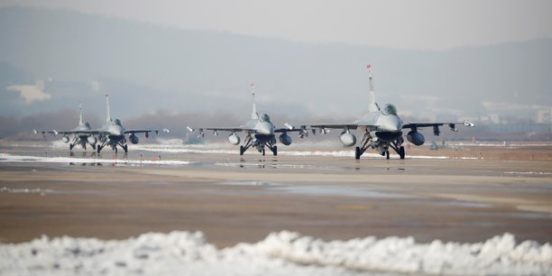 Washington et seoul suspendent un exercice militaire prevu en decembre[reuters.com]