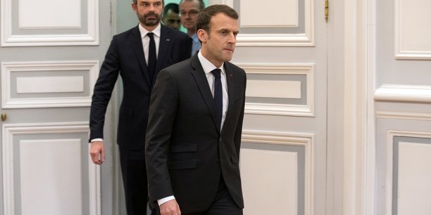 Macron stagne et philippe bondit dans le barometre ifop[reuters.com]