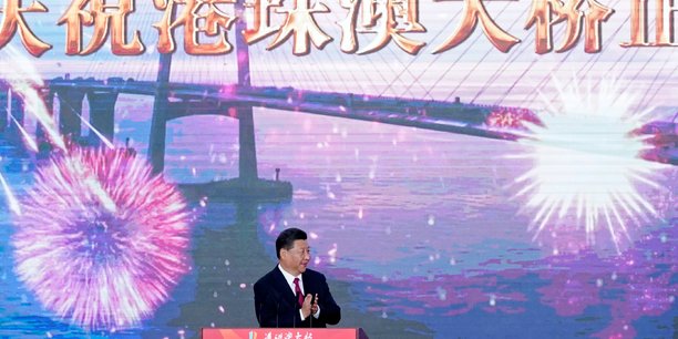 Xi jinping inaugure le pont hong kong-zuhai-macao[reuters.com]