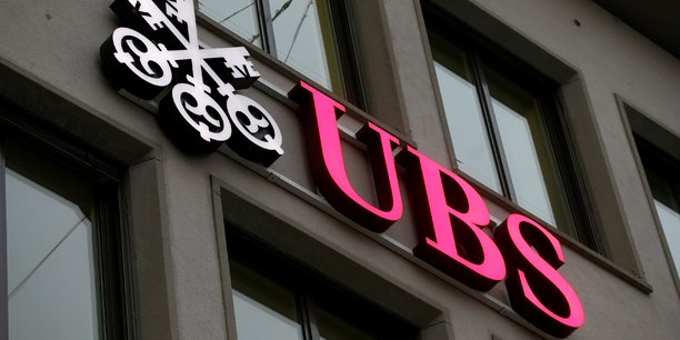 L'un des avocats d'UBS  a estimé que les anciens salariés de la banque ayant témoigné n'étaient pas des « lanceurs d'alerte » mais à ses yeux « des repris de justices recyclés »,