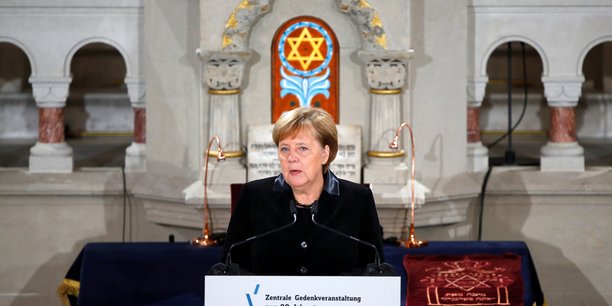 Merkel commemore la nuit de cristal dans une synagogue de berlin[reuters.com]