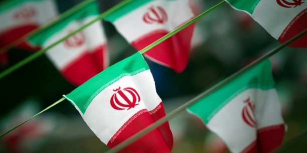 L'ue pour des sanctions ciblees contre l'iran, discute du spv[reuters.com]