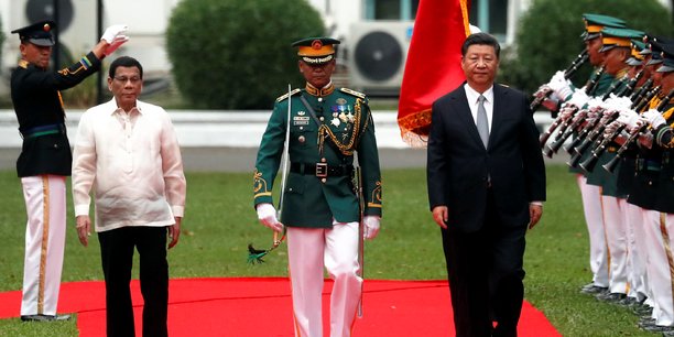 Le president chinois en visite aux philippines[reuters.com]
