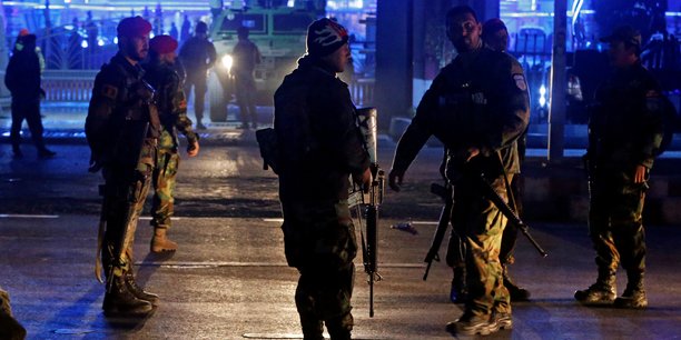 Carnage lors d'un rassemblement religieux a kaboul, 50 morts[reuters.com]