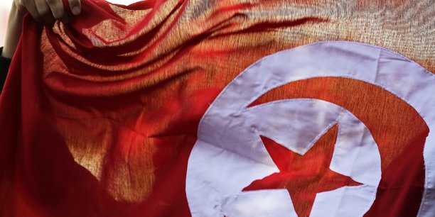 Greve nationale en tunisie pour des hausses de salaires[reuters.com]