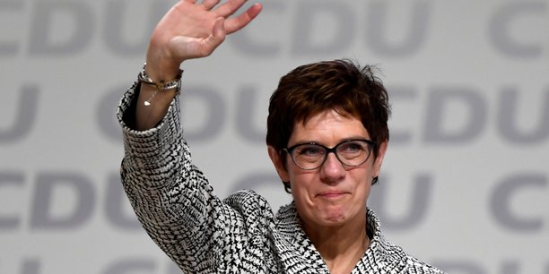 Allemagne: annegret kramp-karrenbauer elue a la presidence de la cdu[reuters.com]