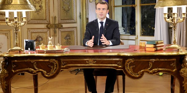 Macron decrete l'etat d'urgence economique et sociale[reuters.com]