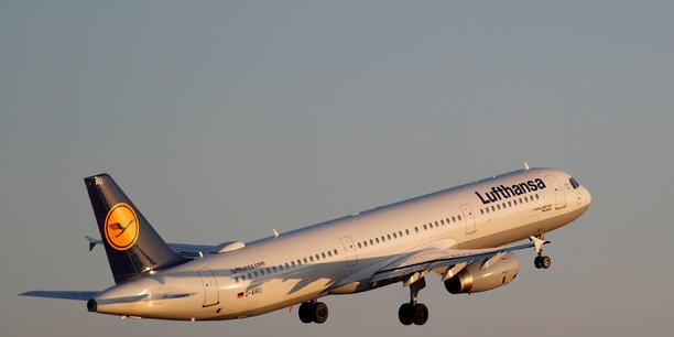 Lufthansa cherche un partenaire pour sa filiale de catering lsg[reuters.com]