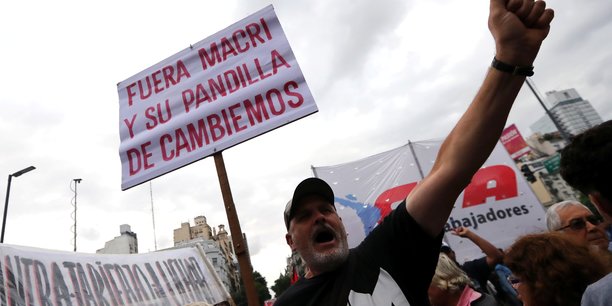 Manifestation en argentine contre les mesures d'austerite de macri[reuters.com]