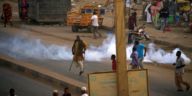 Les forces de securite dispersent une manifestation a khartoum[reuters.com]